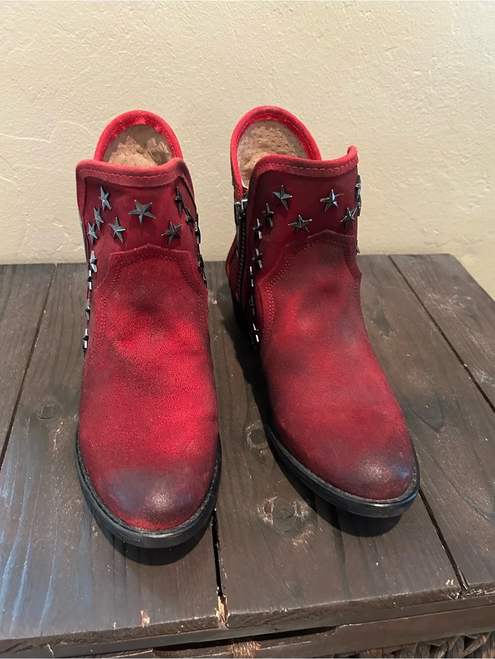 Circle G Corral Distressed Red Suede Suze 7 Bootie